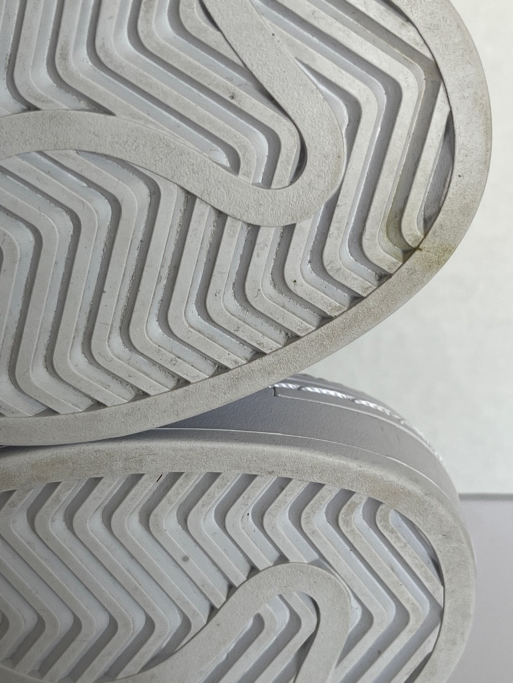 adidas Originals Superstar Bold Platform Shoes in “Green Black” Size 6.5 Women’s - Picture 6 of 9